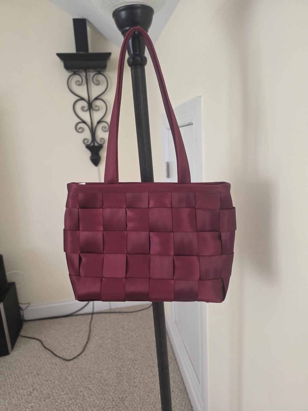 Harveys Seatbelt Shoulder Bag